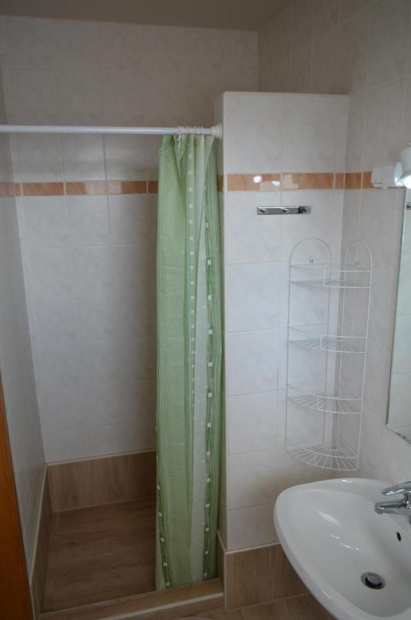Gazlang Apartman Hajdúszoboszló Εξωτερικό φωτογραφία