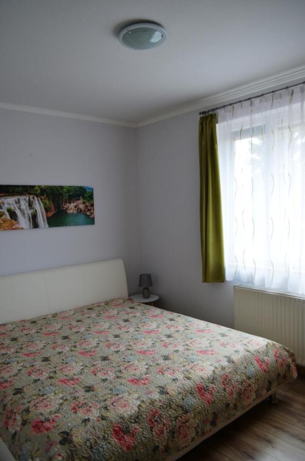 Gazlang Apartman Hajdúszoboszló Εξωτερικό φωτογραφία