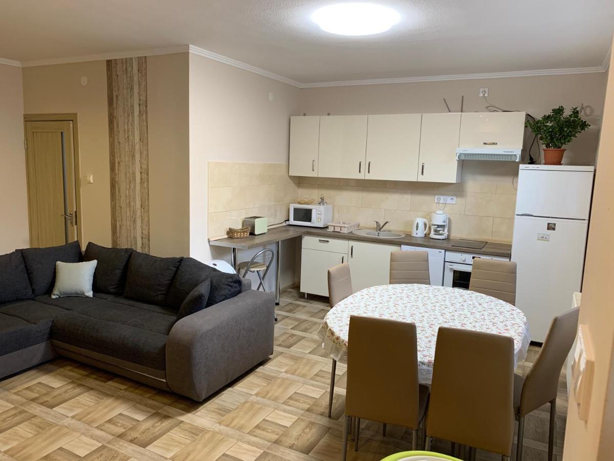Gazlang Apartman Hajdúszoboszló Εξωτερικό φωτογραφία